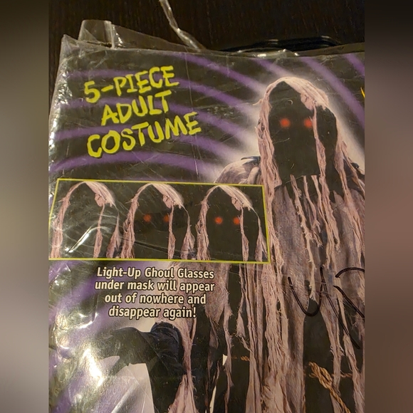 Light-Up Ghoul Costume for Adults - Picture 3 of 4